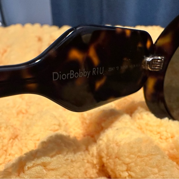 CHRISTIAN DIOR WOMEN’S SUNGLASSES. Tortoise shell brown. NWOT. - Picture 6 of 7